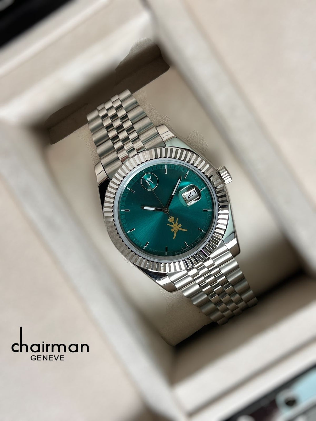 OMAN Emblem Chairman Geneve Arabic English Dated Green Dial Silver Chain Gents Watch